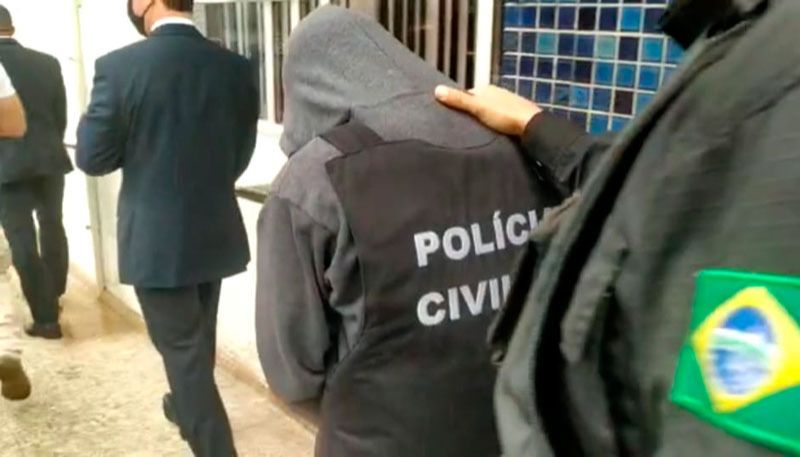 Acusado passou por exame de corpo de delito no DML (Foto: Kananda Natiely / AT)