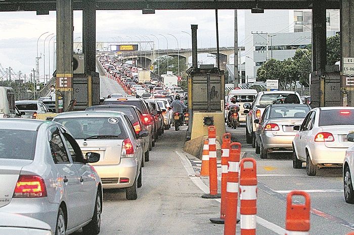 Terceira Ponte: média diária de veículos saltou de 42 mil em abril para 65 mil nos primeiros dias deste mês (Foto: Leone Iglesias/AT)