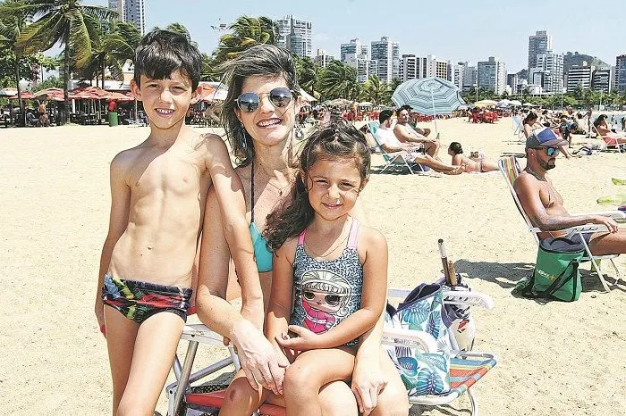 Imagem ilustrativa da imagem Famílias fazem o “manual de segurança” nas praias
