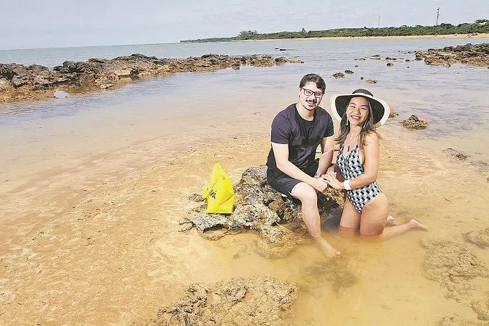 Imagem ilustrativa da imagem Roteiro de 18 praias isoladas para curtir o Estado