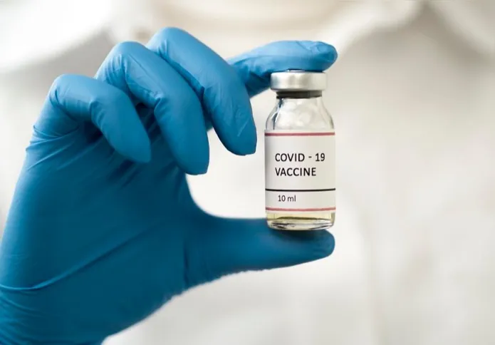 Vacinas contra a Covid-19 estão em análise