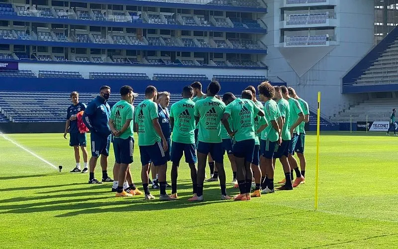 Imagem ilustrativa da imagem Autoridades interditam estádio da partida entre Barcelona e Flamengo