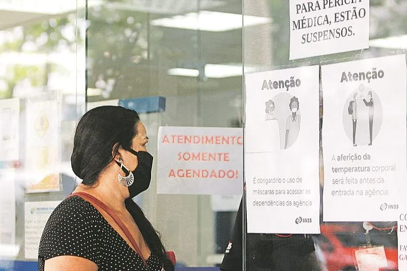 Imagem ilustrativa da imagem Médicos peritos no Estado vão fazer inspeção no INSS para avaliar se voltam ao trabalho