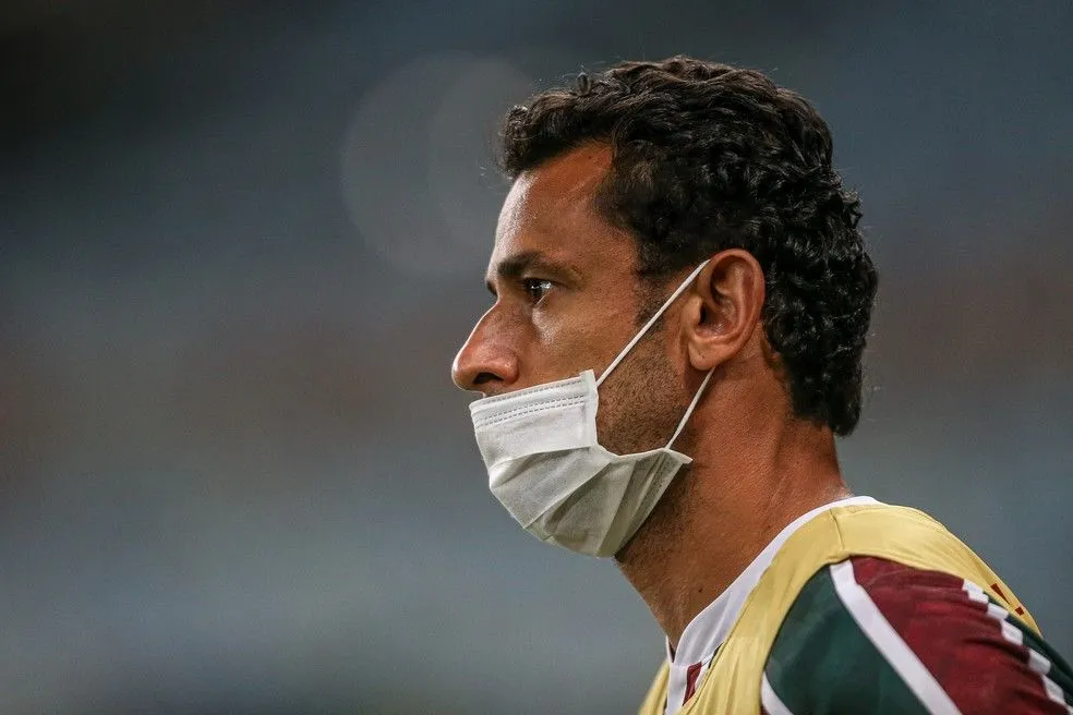 Imagem ilustrativa da imagem Dois dias após enfrentar o Flamengo, Fred testa positivo para covid-19