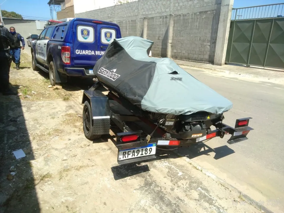 Imagem ilustrativa da imagem Jet Ski roubado em Minas Gerais é recuperado pela Guarda Municipal de Vila Velha