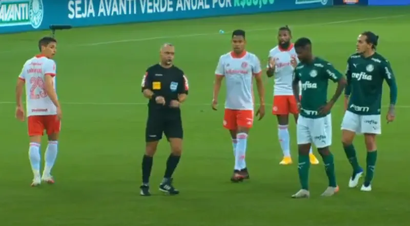 Imagem ilustrativa da imagem Palmeiras tenta recuperar Patrick de Paula para jogo da Libertadores na quarta