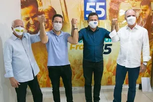 Imagem ilustrativa da imagem Favatto e Hércules retiram candidatura para apoiar Neucimar