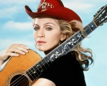 Imagem ilustrativa da imagem Madonna libera maxi-single de remixes oficiais do álbum “Music”, que completa 20 anos
