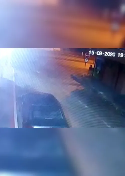 Imagem ilustrativa da imagem Polícia faz buscas em apartamento após bebê ser achado morto em caixa de papelão