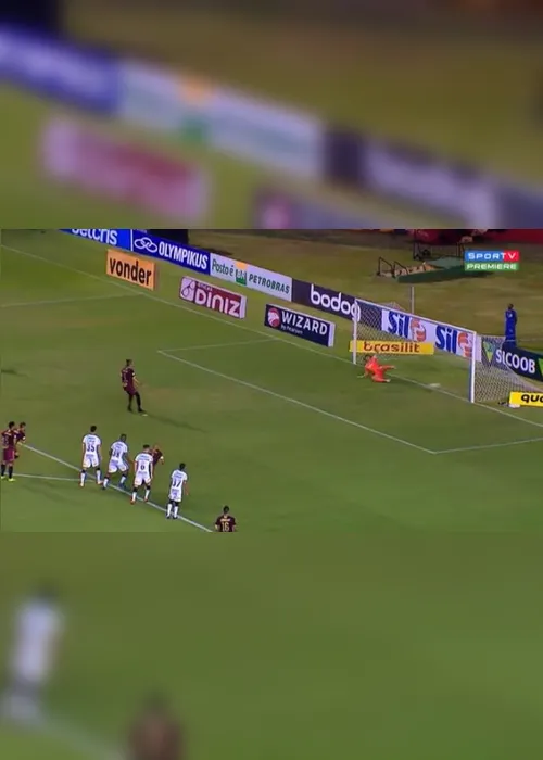 Imagem ilustrativa da imagem Corinthians volta a mostrar fragilidade e perde para o Sport por 1 a 0, no Recife. Veja o gol