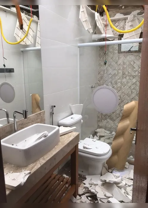 
          Imagem ilustrativa da imagem VÍDEO | Ventania destelha fábrica de cosméticos em Guarapari
          
