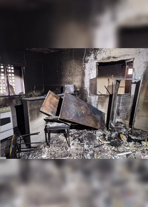 Imagem ilustrativa da imagem Grávida cai de segundo andar e criança é salva por vizinhos durante incêndio