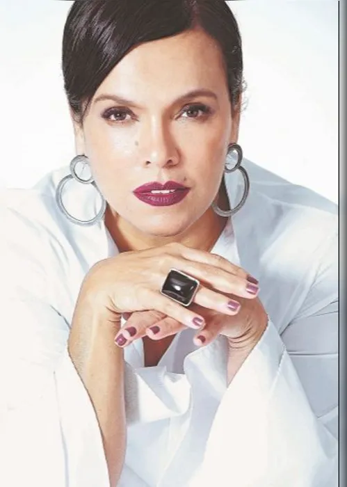 Imagem ilustrativa da imagem “A idade nos traz mais sabedoria, calma e rugas”, diz atriz capixaba Marcella Muniz