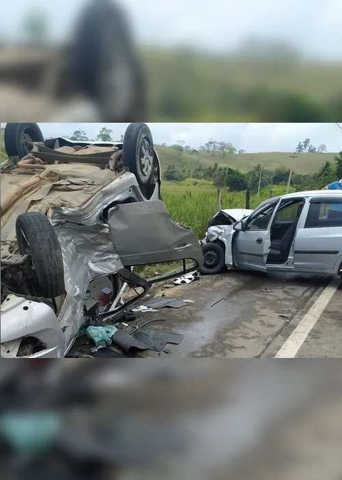 Imagem ilustrativa da imagem Motorista morre em batida entre dois carros em Cachoeiro