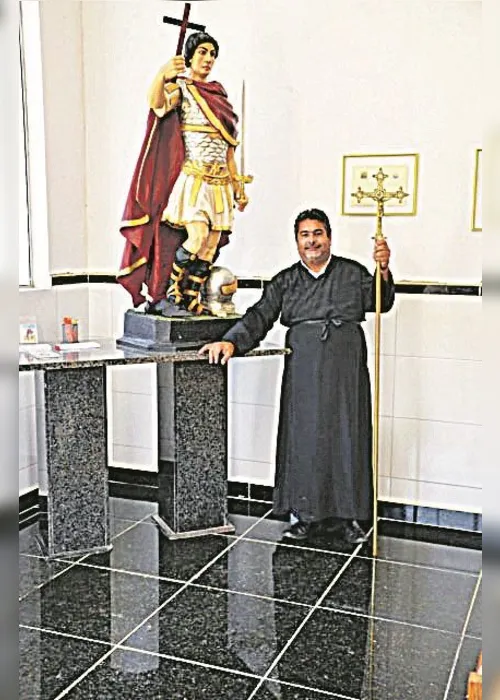 
          Imagem ilustrativa da imagem Missa e adoração para encerrar 2020
          