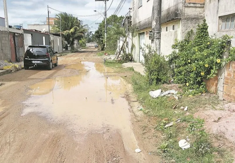 Ruas do bairro Santa Paula II sem infraestrutura adequada