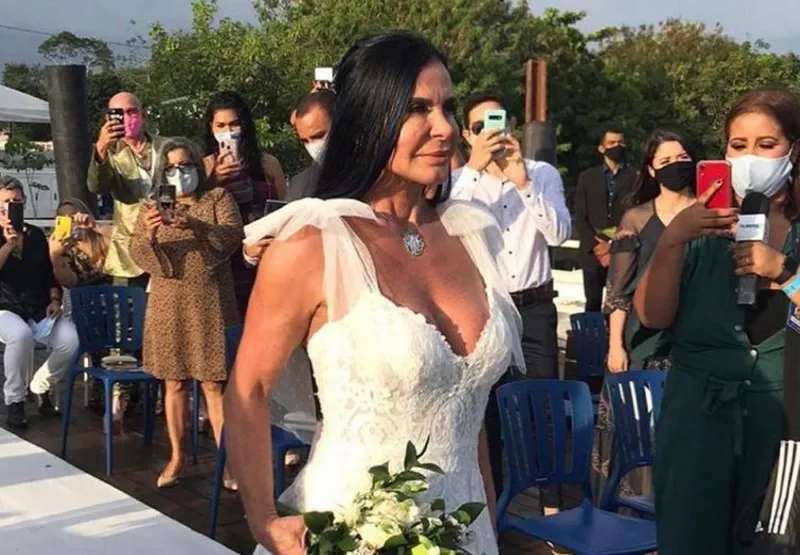 Gretchen se casou com o saxofonista Esdras de Souza em uma cerimônia feita em Belém, no Pará