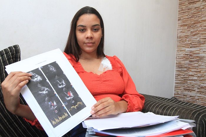 Bárbara Nunes: somente 30% do coração dela está funcionando. “Não posso nem mesmo arrumar a casa” (Foto: Kadidja Fernandes/AT)