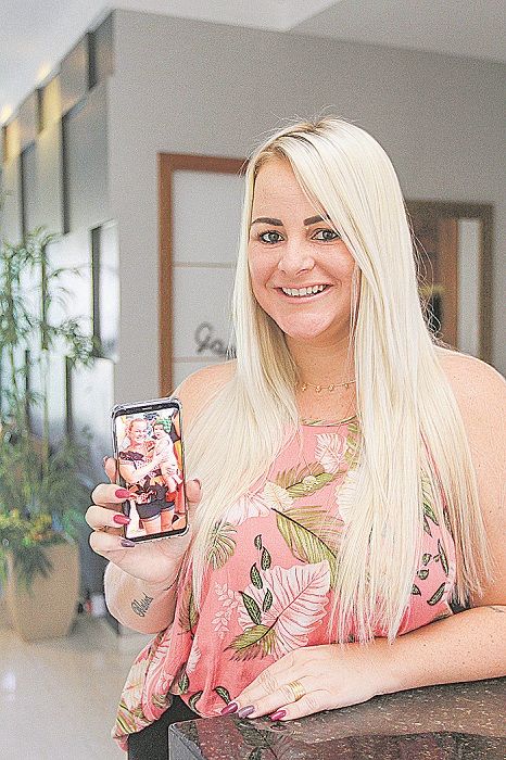 “Estou recuperando a autoestima e muito feliz”, disse a assistente social Jessica Pirola Dias, de 36 anos (Foto: Kadidja Fernandes/AT)