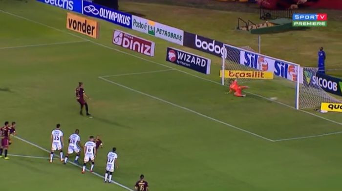 O Corinthians perdeu para o Sport por 1 a 0 (Foto: Reprodução/ SportTV/ Premiere)