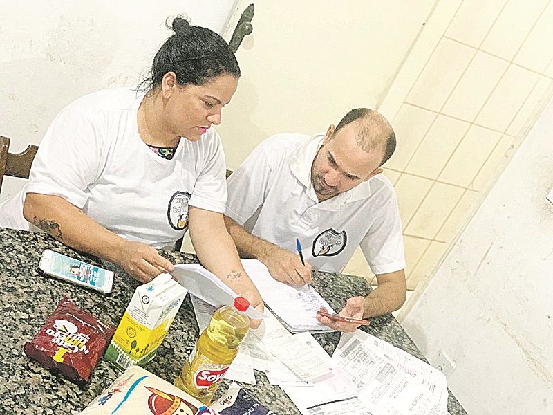 Kayala e Roberth não estão conseguindo guardar dinheiro durante a pandemia (Foto: Acervo pessoal)