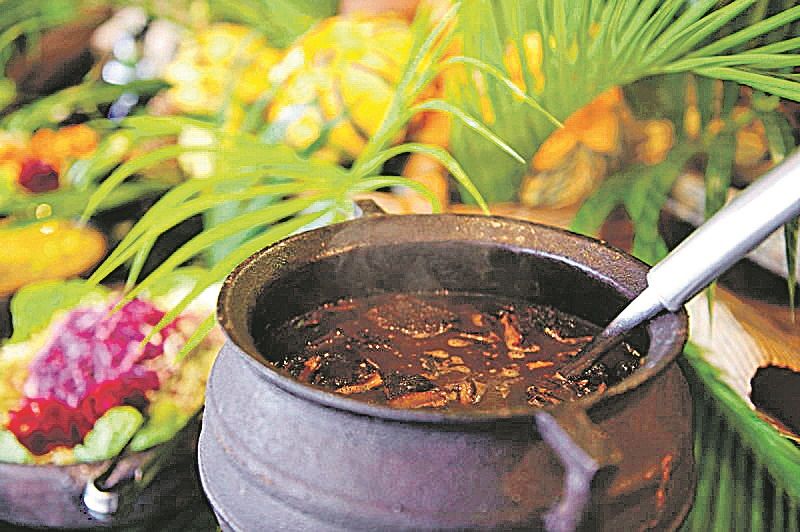 A feijoada do Hotel Senac Ilha do Boi está de volta. (Foto: Sagrilo/Divulgação)