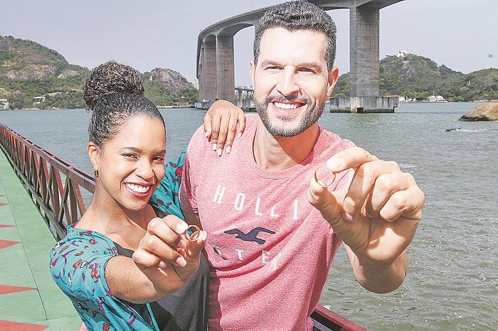 Danúbia e Paulo já remarcaram o casamento três vezes e agora reduziram número de convidados de 300 para 100 (Foto: Beto Morais/AT)