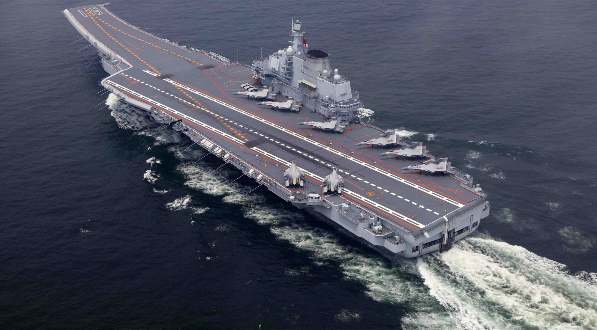 Porta-aviões Liaoning é um dos símbolos da força militar chinesas (Foto: Divulgação)