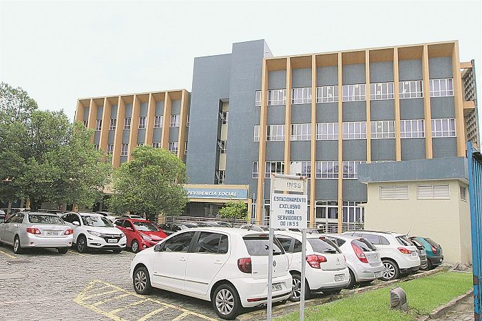 Prédio do INSS: modalidade com desconto direto na folha de pagamento permite taxas menores (Foto: Rodrigo Gavini - 02/04/2019)