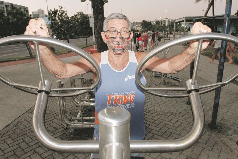 Reinaldo Klein, 70 anos, conta que seu médico recomendou os exercícios físicos (Foto: Beto Morais/AT)