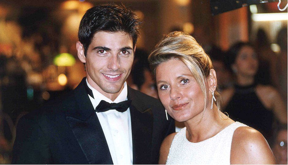 Reynaldo Gianecchini e Vera Fischer em Laços de Família (Foto: Divulgação / TV Globo)