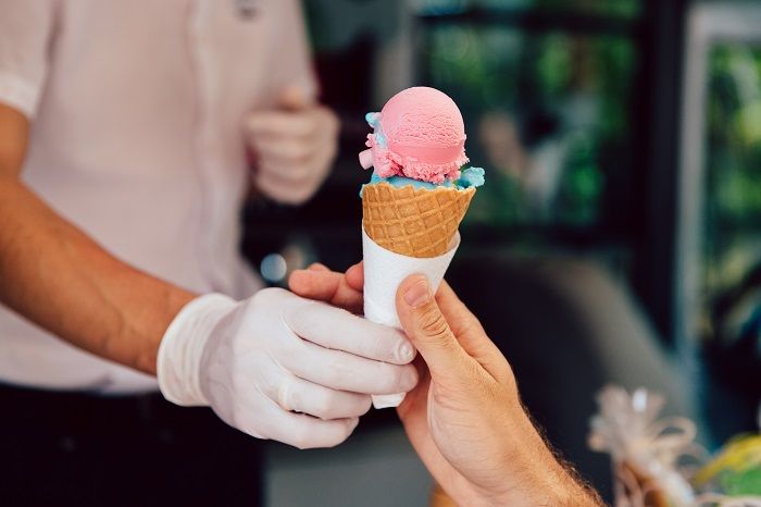Vendedor de sorvete: orientações para evitar aglomeração (Foto: Freepik)