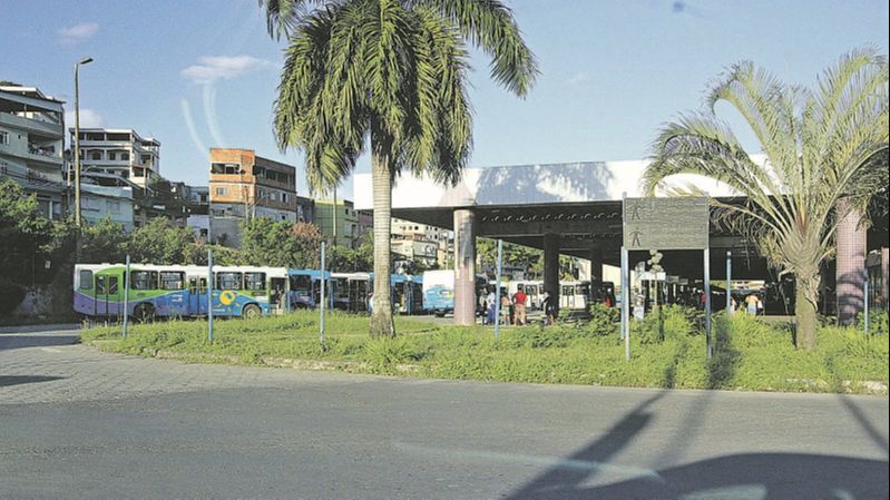 Terminal de Campo Grande, de onde sai o ônibus da linha 728 que vai até Nova Rosa da Penha, em Cariacica (Foto: Kadidja Fernandes/AT)