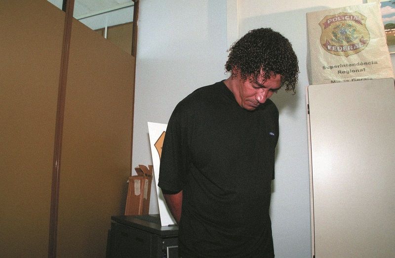 Toninho Pavão fugiu da cadeia e foi preso pela Polícia Federal (Foto: Agência Estado - 03/12/2004)