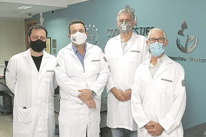 Imagem ilustrativa da imagem Gratidão aos heróis da medicina