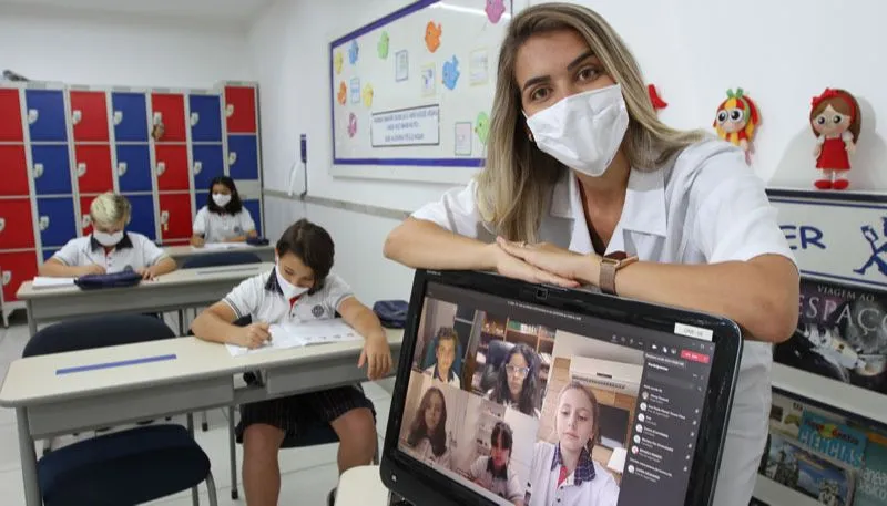 Imagem ilustrativa da imagem Educação no Estado: professores contam os seus novos desafios