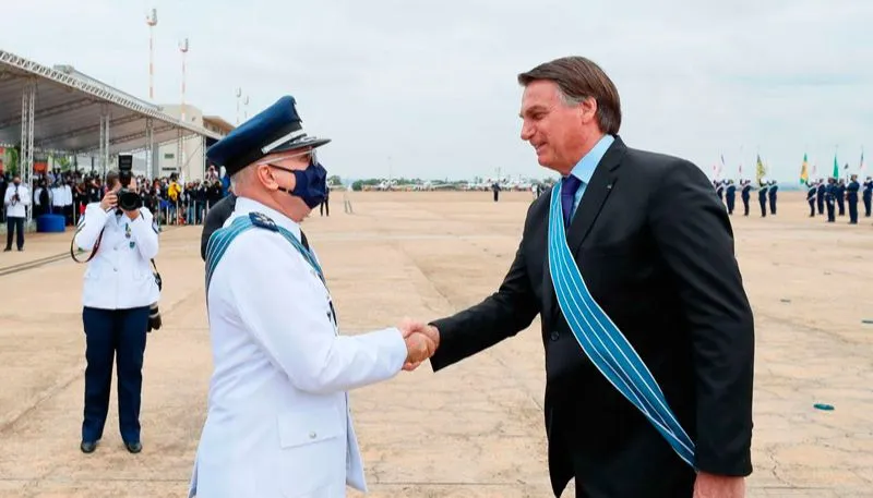 Imagem ilustrativa da imagem "Forças Armadas estão prontas para defender pátria e liberdade", diz Bolsonaro