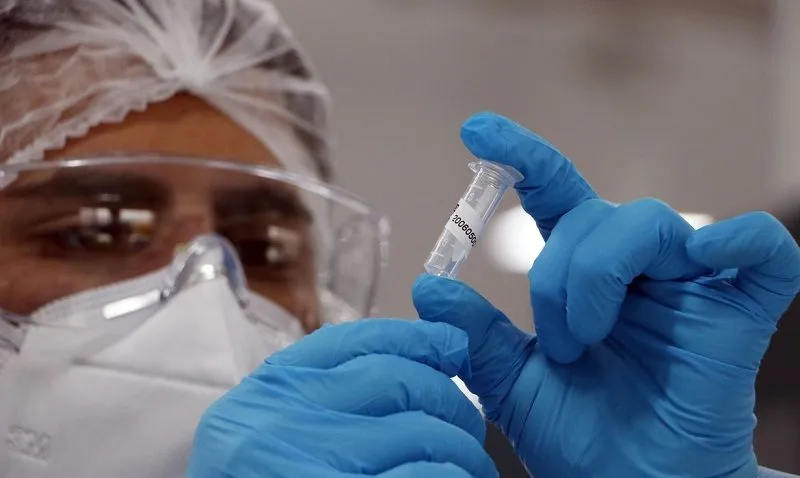Imagem ilustrativa da imagem Minas Gerais analisa seis casos de reinfecção pelo coronavírus