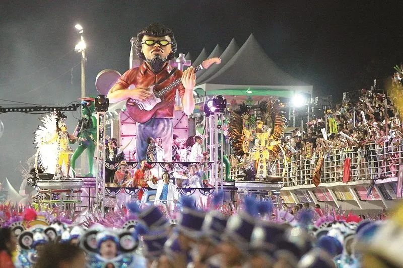 Imagem ilustrativa da imagem Escolas de samba elegem nesta segunda quem vai planejar o Carnaval 2021