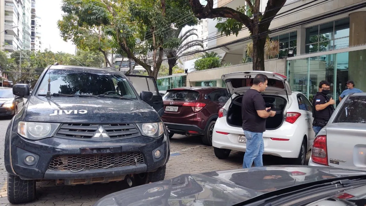 Imagem ilustrativa da imagem Possível carro utilizado no crime que matou duas pessoas no Centro de Vitória é encontrado