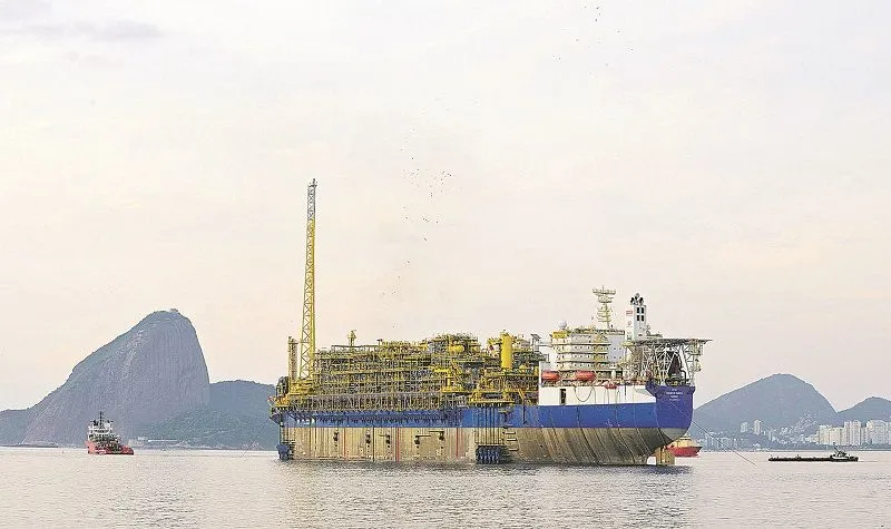 Imagem ilustrativa da imagem Navio-plataforma vai criar 300 empregos no Estado