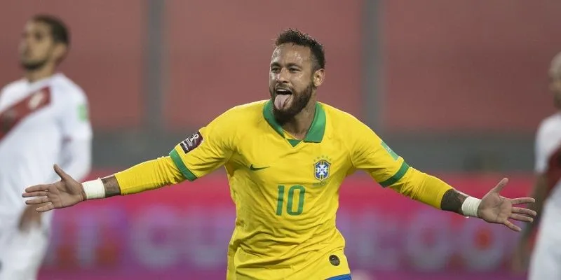 Imagem ilustrativa da imagem Neymar faz três e conduz virada do Brasil sobre o Peru nas Eliminatórias