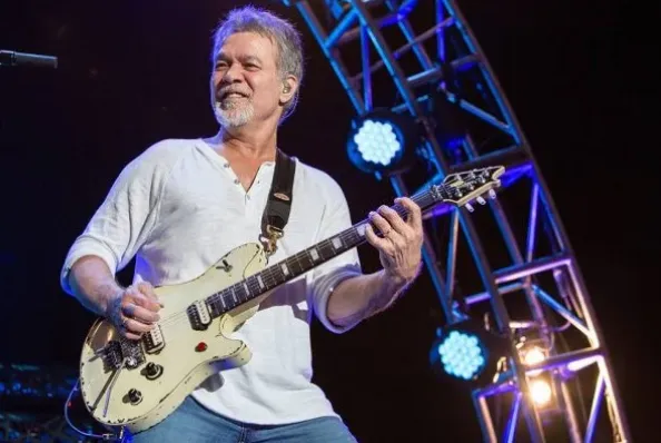 Imagem ilustrativa da imagem Eddie Van Halen, um dos maiores guitarristas, morre aos 65 anos