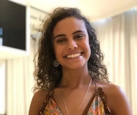 Imagem ilustrativa da imagem Candidata negra foi rejeitada em cota de concurso por ser "bonita", diz desembargador