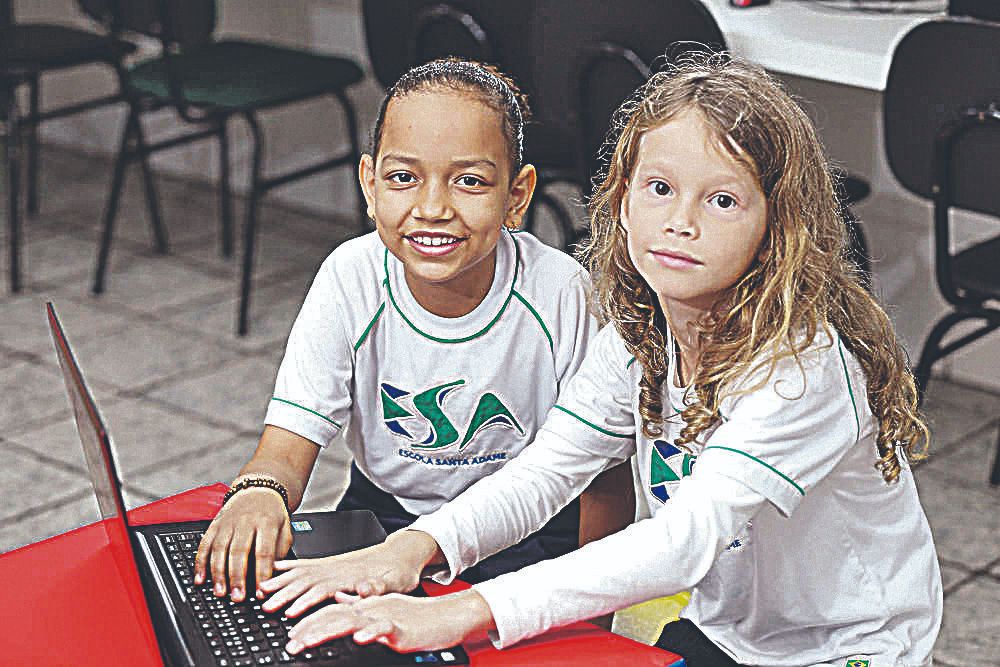 Alunas: atividades online