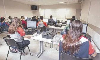 Imagem ilustrativa da imagem Cursos técnicos em salas virtuais por Senai