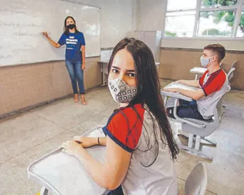 Imagem ilustrativa da imagem Aulas online e presenciais em 2021 por Sesi