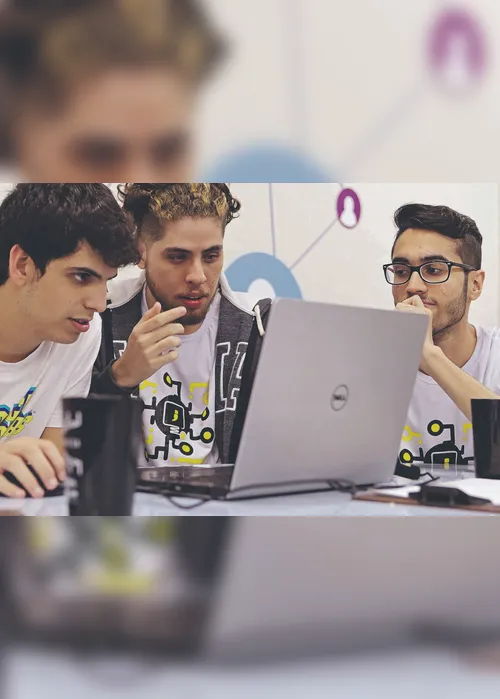 
          Imagem ilustrativa da imagem Modelo de aula digital é destaque por Faesa
          