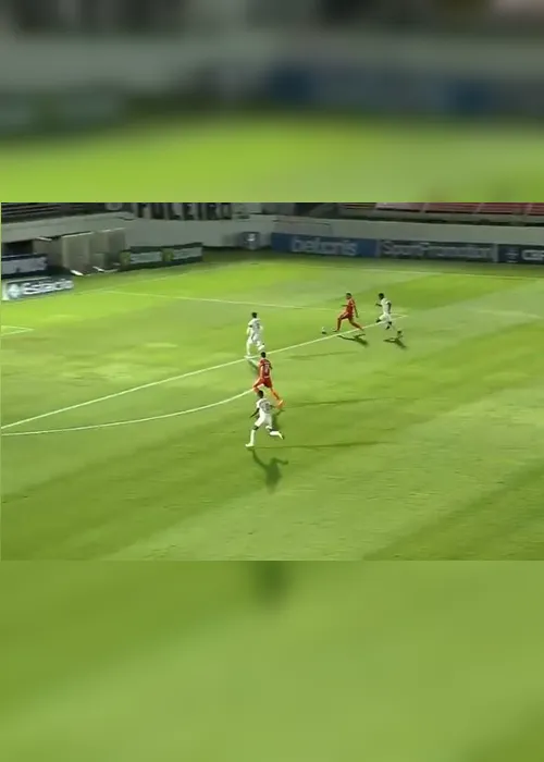 Imagem ilustrativa da imagem Inter goleia o Sport em jogo de oito gols e pressiona o Atlético-MG