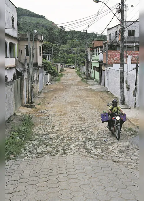 
          Imagem ilustrativa da imagem Ruas com buracos
          